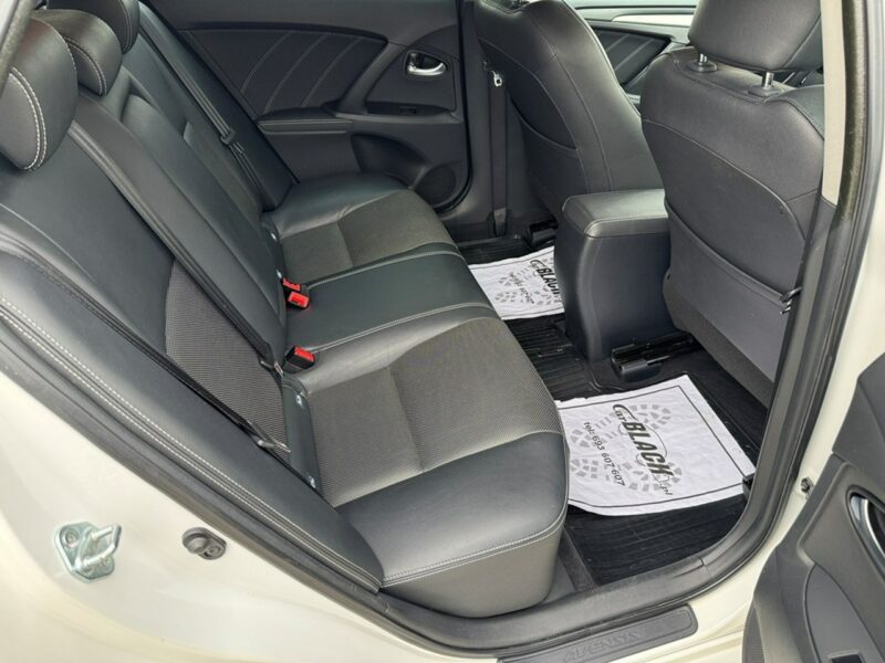 Toyota Avensis Pisemna Gwarancja 12 miesięcy III (2009-)