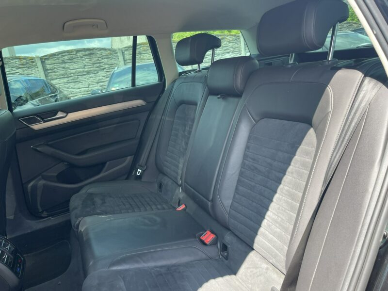 Volkswagen Passat Highline 4Motion Podgrzewanie Hak 240KM B8 (2014-2023)