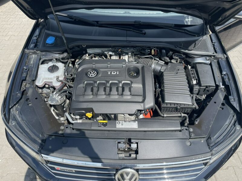 Volkswagen Passat Highline 4Motion Podgrzewanie Hak 240KM B8 (2014-2023)