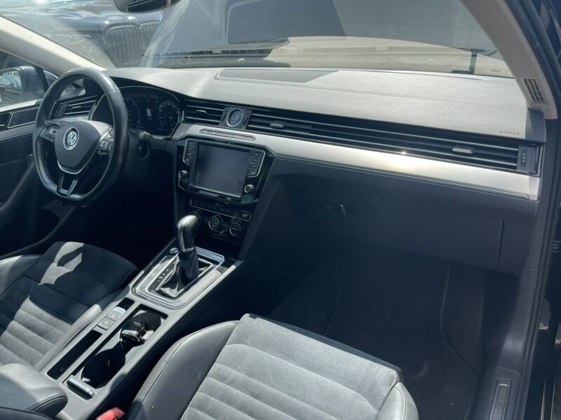 Volkswagen Passat Highline 4Motion Podgrzewanie Hak 240KM B8 (2014-2023)