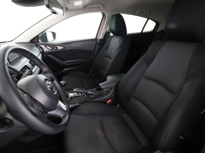 Mazda 3 bi-xenon navi klima auto grzane fotele czujniki parkowania III (2013-)