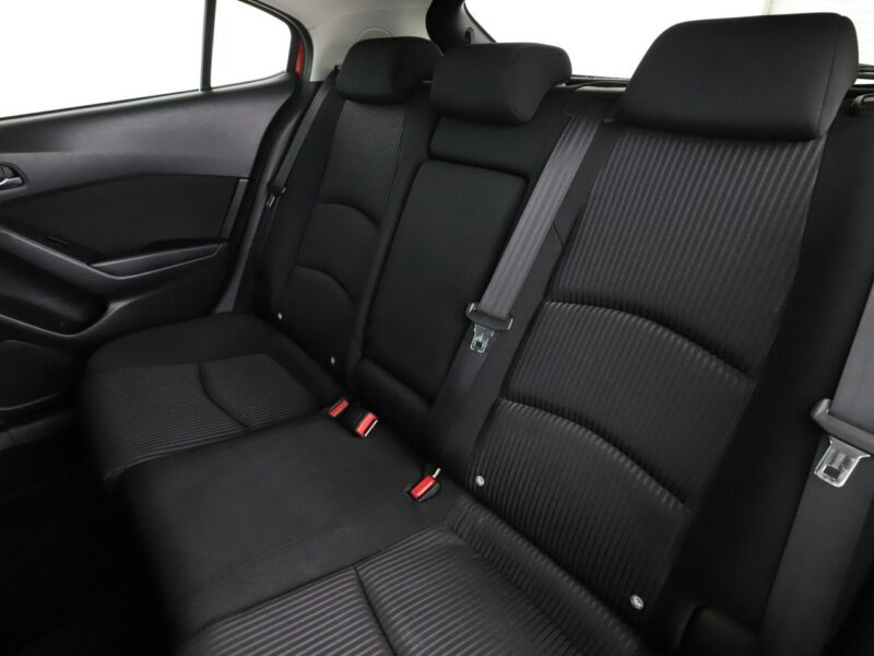 Mazda 3 bi-xenon navi klima auto grzane fotele czujniki parkowania III (2013-)