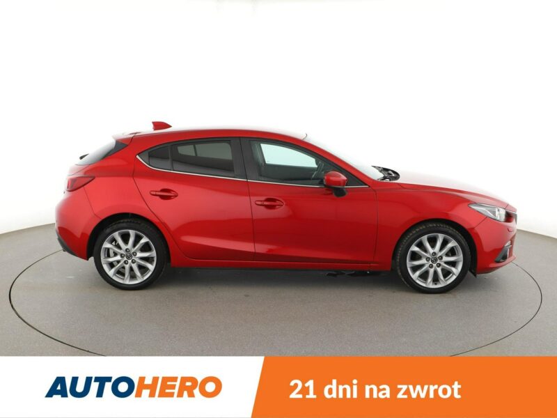 Mazda 3 bi-xenon navi klima auto grzane fotele czujniki parkowania III (2013-)