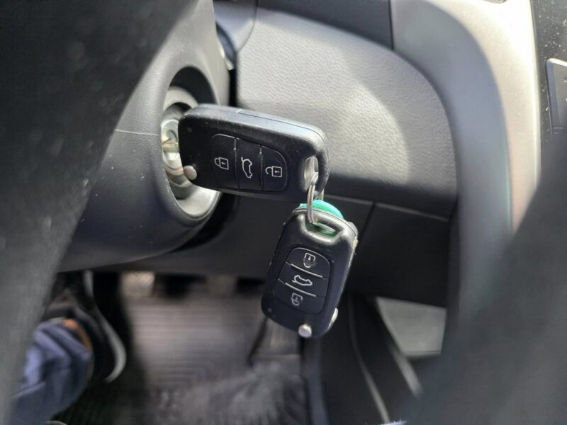 Hyundai i30 1.4 Benzyna 99 KM, Klimatyzacja, LED, Kamera, Bluetooth, USB, AUX, ALU II (2012 - 2016)