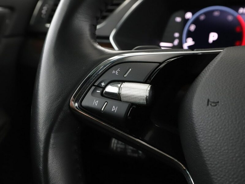 Škoda Superb FV23% Scout 4X4 Automat Navi Kamera cofania Automatyczna klimatyzacja III (2015-2023)