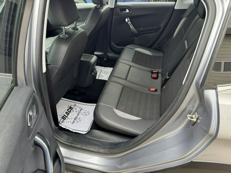 Peugeot 2008 Pisemna Gwarancja 12 miesięcy I (2013-2019)