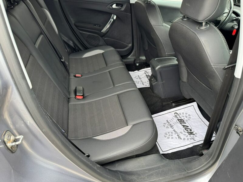 Peugeot 2008 Pisemna Gwarancja 12 miesięcy I (2013-2019)