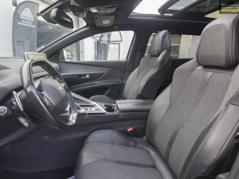 Peugeot 5008 GT line / 7-os. / Ledy / Panorama / Kamera / Virtul Kokpit / Gwarancja II (2017-)