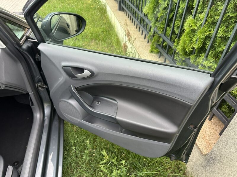 Seat Ibiza Wersja Copa, 5 drzwi, podgrz. fotele, klimatronik, tempomat, z Niemiec IV (2008-)