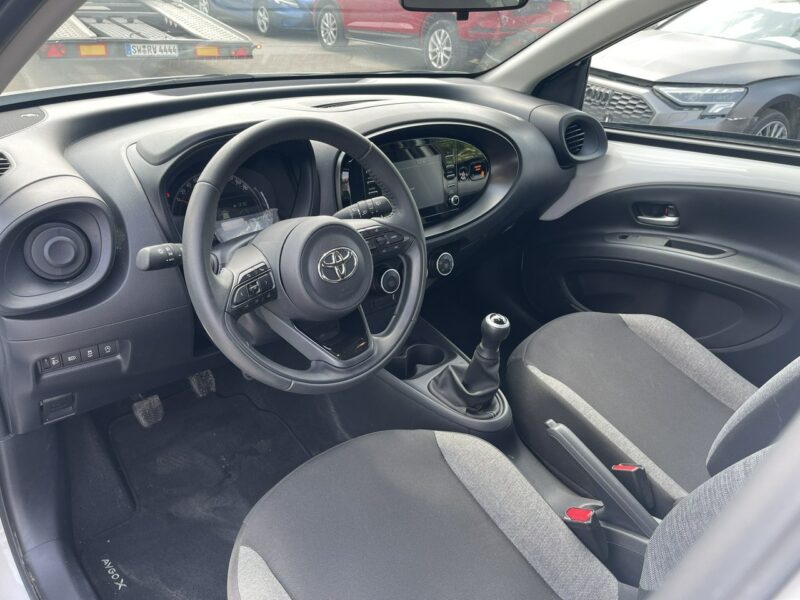 Toyota Aygo X Active Klimatyzacja Tempomat