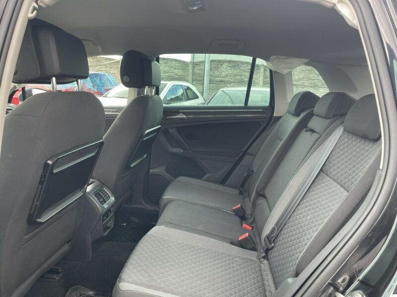 Volkswagen Tiguan 4Motion Kamera Podgrzewanie Virtual cockpit 150KM II (2016-2024)