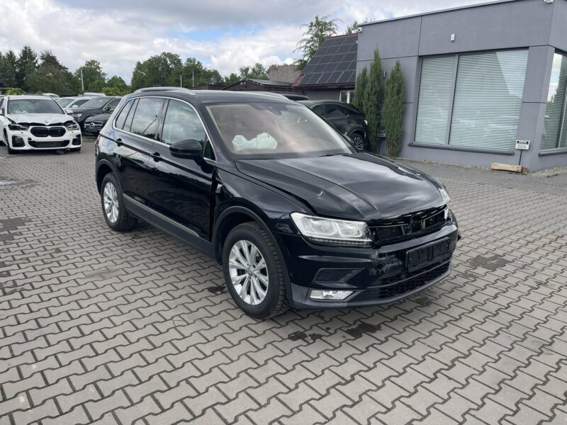 Volkswagen Tiguan 4Motion Kamera Podgrzewanie Virtual cockpit 150KM II (2016-2024)