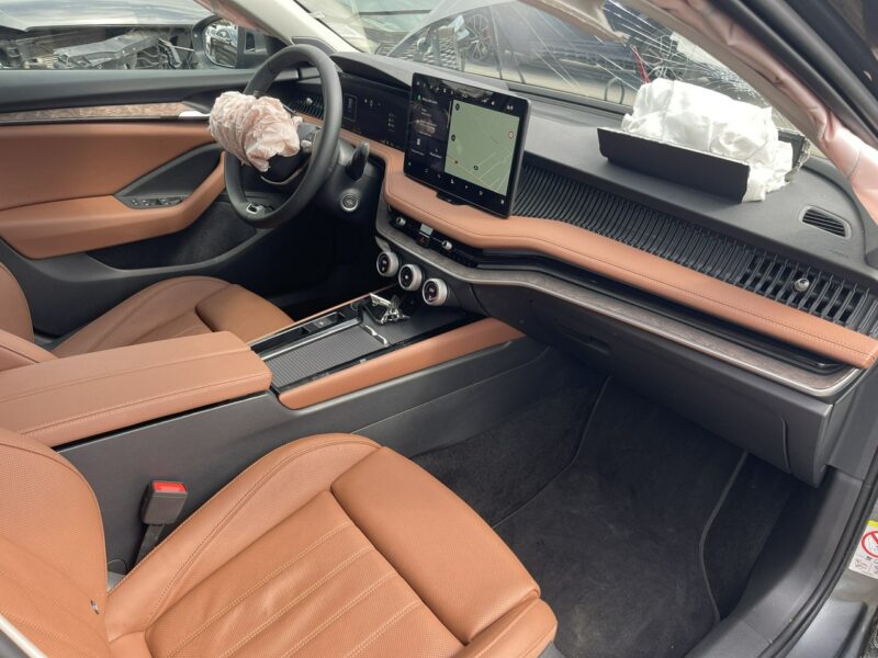 Škoda Superb 4x4 L&K Automat Kamery360 Webasto Skóra Hak 193KM IV (2023-)