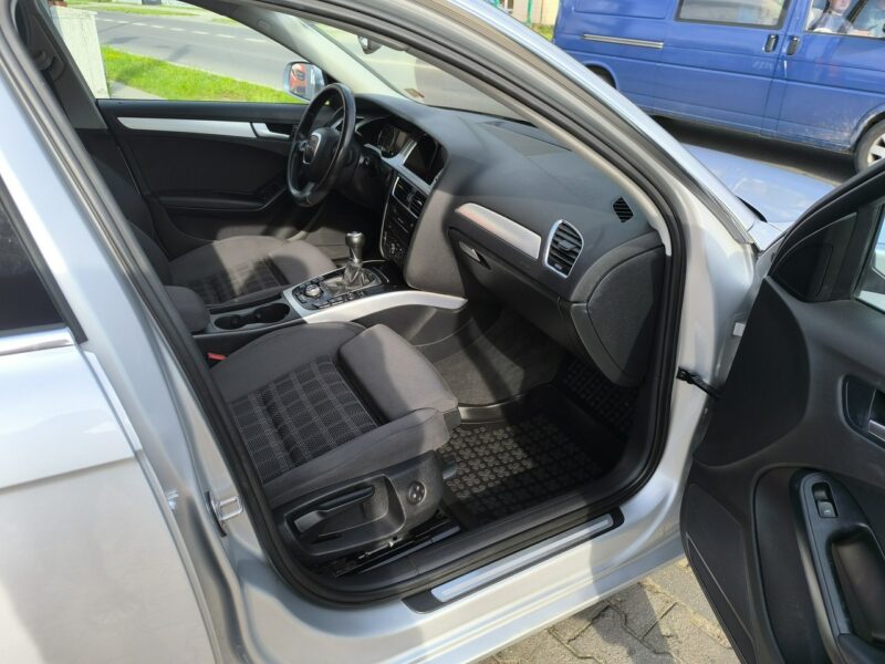 Audi A4 2.0TDi 170KM Klimatronic Navi Parktronic LED B8 (2007-2015)