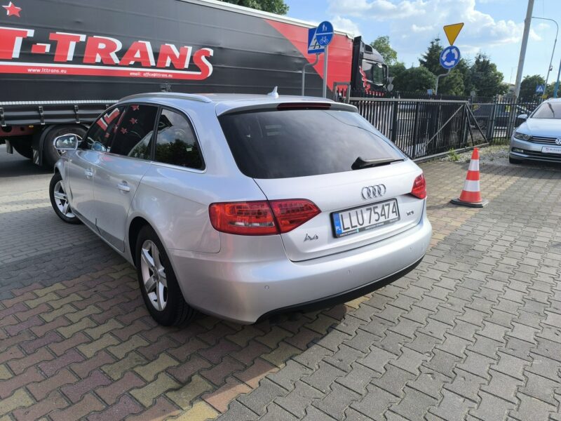 Audi A4 2.0TDi 170KM Klimatronic Navi Parktronic LED B8 (2007-2015)