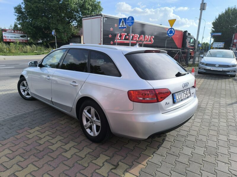 Audi A4 2.0TDi 170KM Klimatronic Navi Parktronic LED B8 (2007-2015)