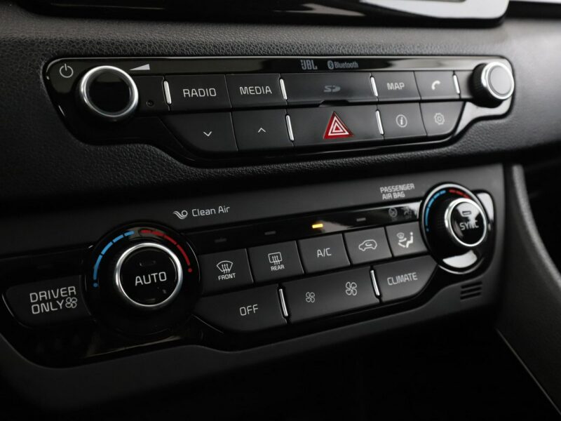 Kia Niro Spirit hybryda automat skóra panorama ks.serwisowa grzane fotele navi