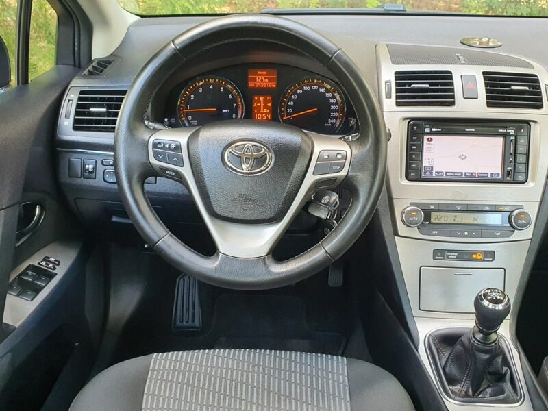 Toyota Avensis 1.8 16v 147KM # Climatronic # NAVI # Kamera # Super Stan !!! III (2009-)