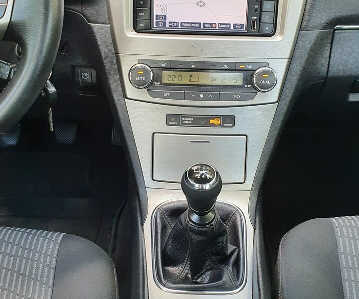Toyota Avensis 1.8 16v 147KM # Climatronic # NAVI # Kamera # Super Stan !!! III (2009-)