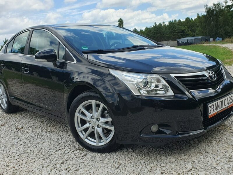 Toyota Avensis 1.8 16v 147KM # Climatronic # NAVI # Kamera # Super Stan !!! III (2009-)