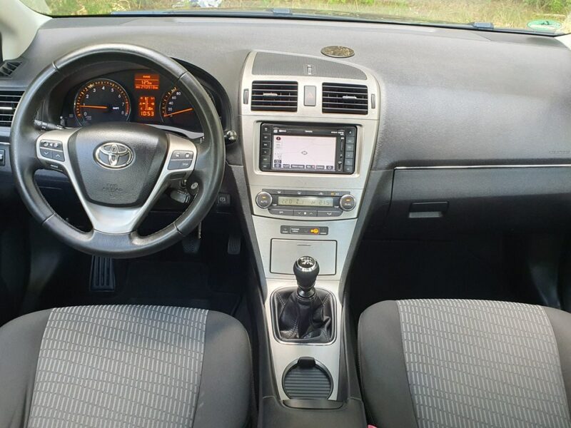 Toyota Avensis 1.8 16v 147KM # Climatronic # NAVI # Kamera # Super Stan !!! III (2009-)