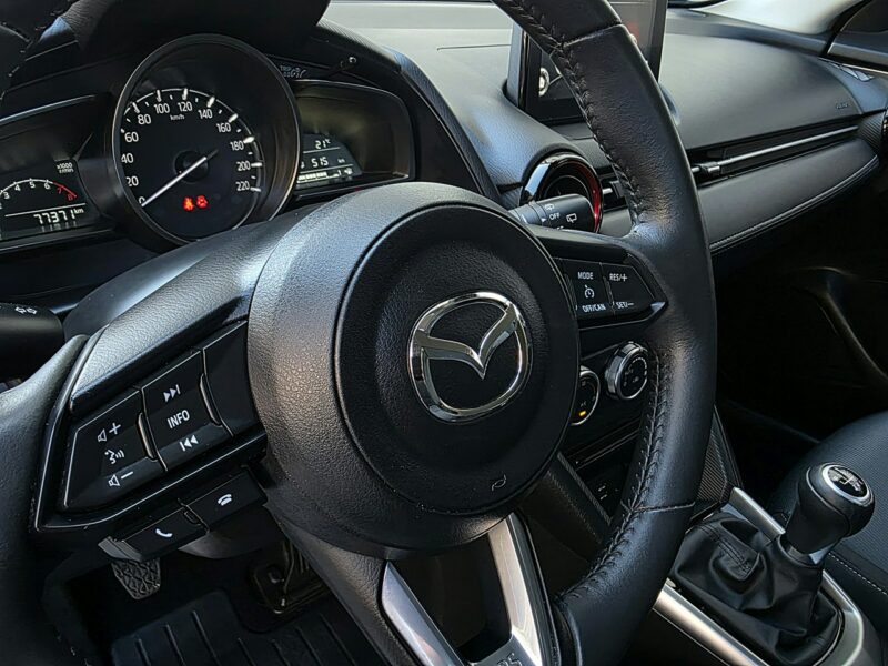 Mazda CX-3 serwis ASO, Full Led