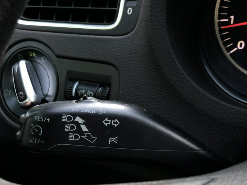 Volkswagen Polo 6R 2009r 1.4 MPI 86KM 5 Drzwi Bezwypadkowy Klimatyzacja Tempomat PDC V (2009-2017)