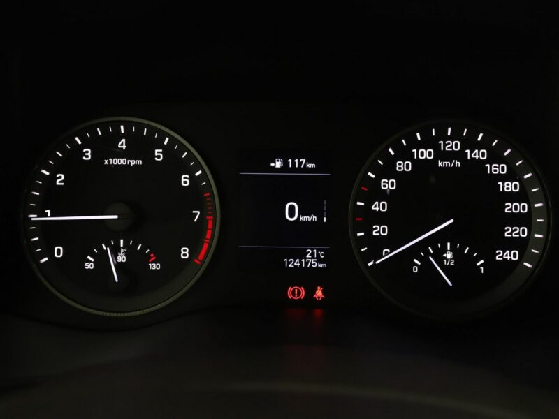 Hyundai Tucson lift LED navi klima auto grzane fotele i kierownica kamera i czujniki III (2015-2020)