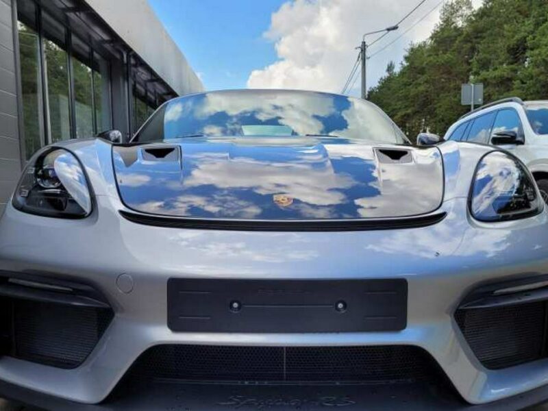 Porsche 718 Spyder