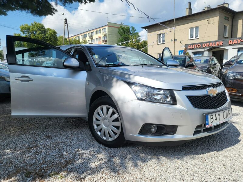 Chevrolet Cruze 1.6 112 KM 100% Przebieg 186 Tyś km Sedan Z Niemiec Zapraszamy !!!