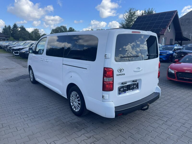 Toyota Proace Verso 8 osobowy Parktronik Hak