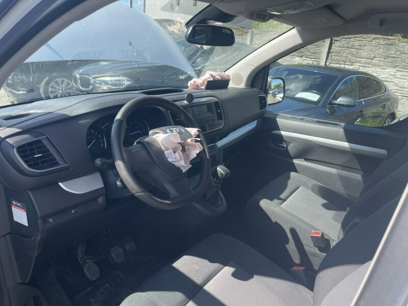 Toyota Proace Verso 8 osobowy Parktronik Hak