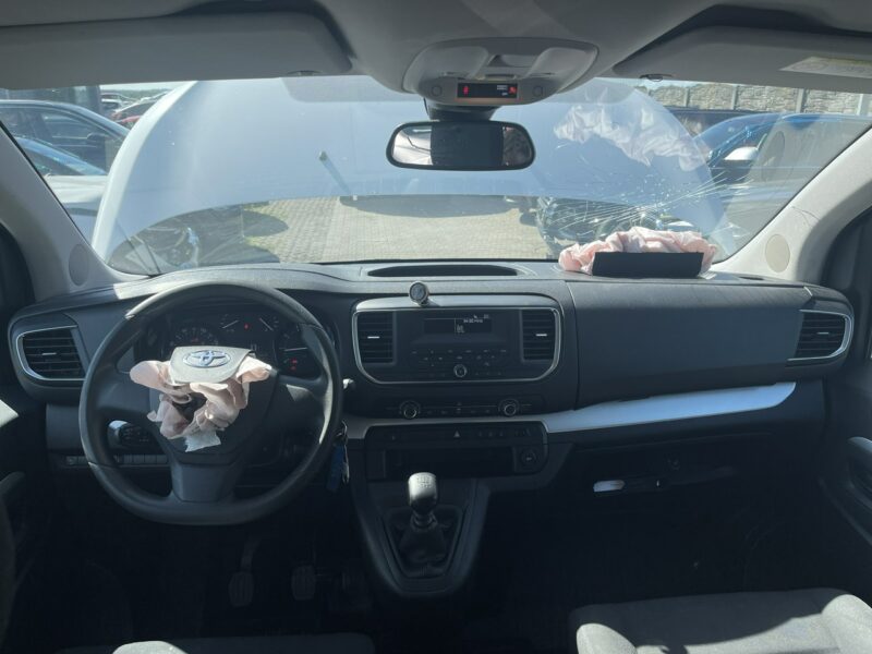 Toyota Proace Verso 8 osobowy Parktronik Hak