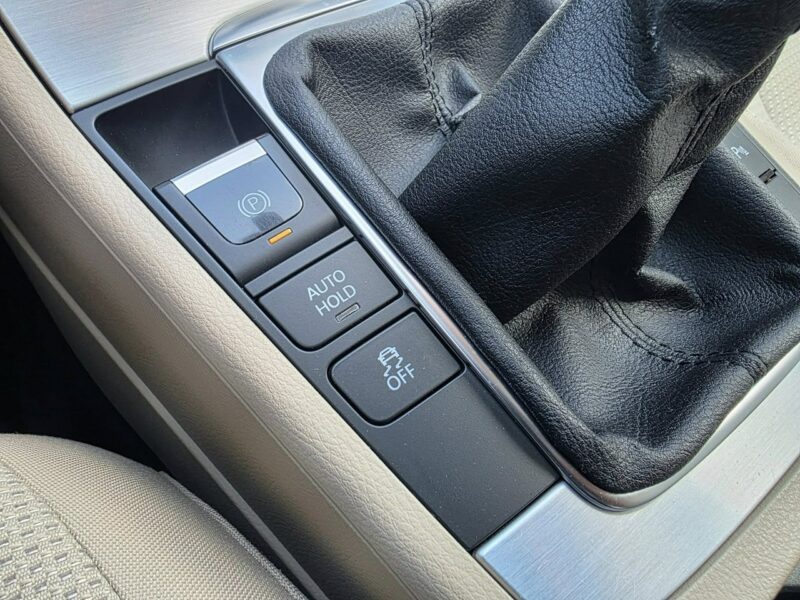Volkswagen Passat 1.6 TDI 105 KM, Klimatyzacja, Webasto, El. Hak, Grzane Fotele, Alu B7 (2010-2014)