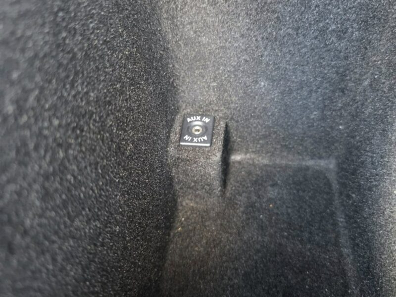 Volkswagen Passat 1.6 TDI 105 KM, Klimatyzacja, Webasto, El. Hak, Grzane Fotele, Alu B7 (2010-2014)