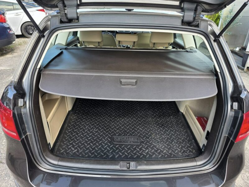 Volkswagen Passat 1.6 TDI 105 KM, Klimatyzacja, Webasto, El. Hak, Grzane Fotele, Alu B7 (2010-2014)