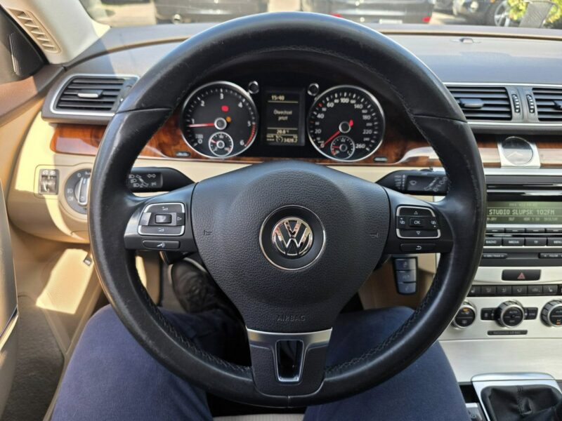Volkswagen Passat 1.6 TDI 105 KM, Klimatyzacja, Webasto, El. Hak, Grzane Fotele, Alu B7 (2010-2014)