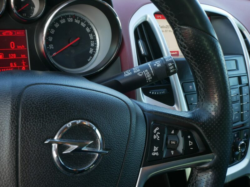 Opel Astra GTC 1.6 SIDI Turbo 170KM [Eu5] Gaz LPG -Pakiet zima -Grzane fot i kier J (2009-2019)