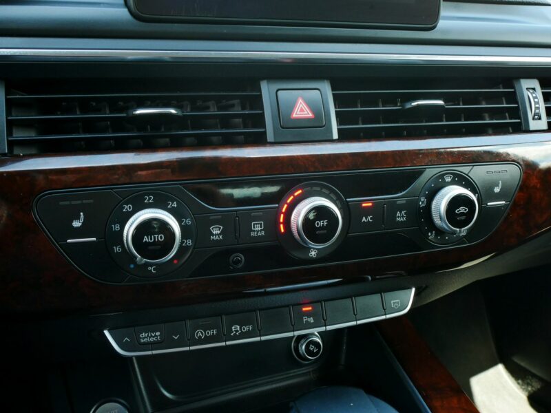 Audi A4 3.0 TDI 272KM Eu6 Kombi -4x4 Quattro -Automat -Zobacz B9 (2015-)