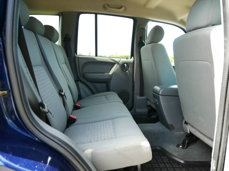 Jeep Cherokee 2.8 CRD 163KM [Eu4] -4x4 Lock -Automat +Opony terenowe -Zobacz III (2001-2008)