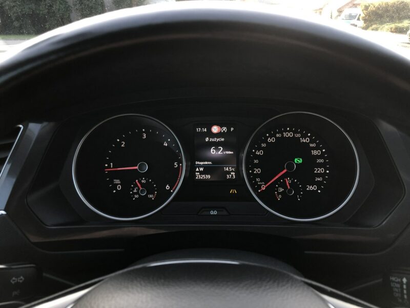 Volkswagen Tiguan Allspace Bezwypadkowy Mk2 2018 2.0 TDI 150 KM 7 osób Automat Navi Led Hak Dsg