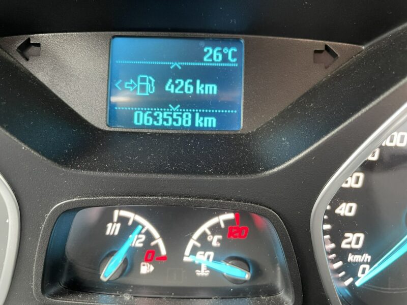 Ford Kuga Ford Kuga 1.5 EcoBoost Bogate wyposażenie 63558km Model 2016 II (2012-)