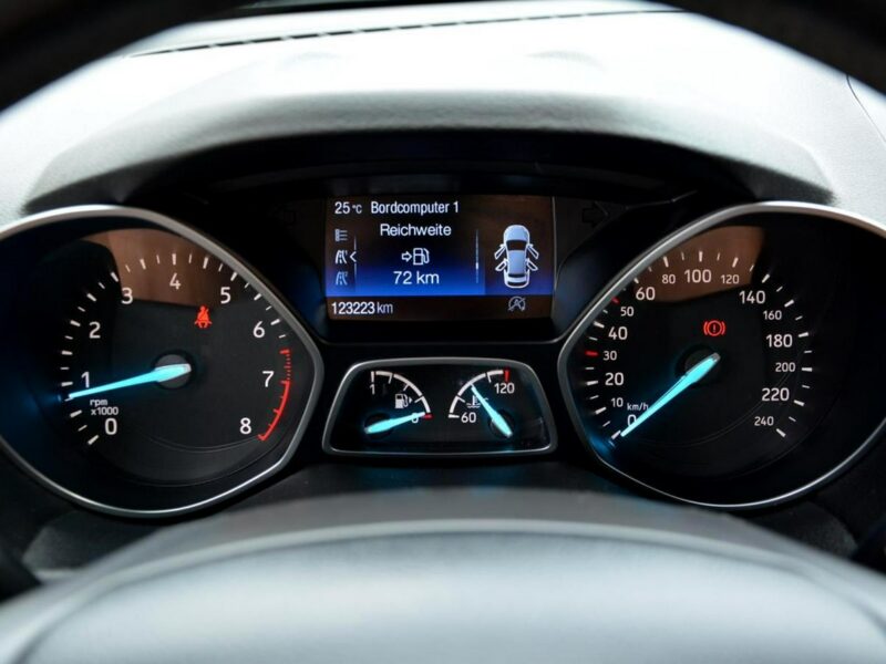 Ford Kuga 1.5i(150KM) Lift Titanium Ledy Duża Navi Tablet Kamera el.klapa II (2012-)