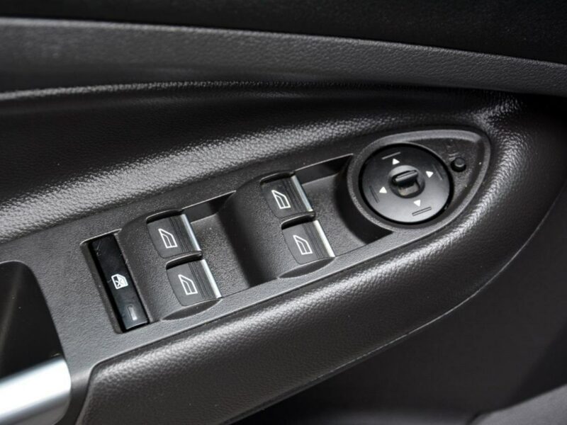 Ford Kuga 1.5i(150KM) Lift Titanium Ledy Duża Navi Tablet Kamera el.klapa II (2012-)