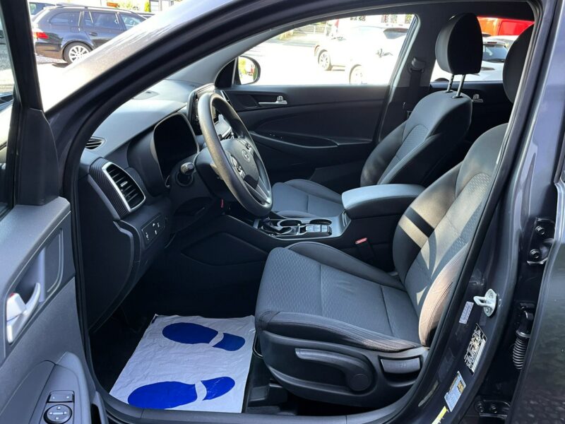 Hyundai Tucson LED, Klimatyzacja, Nawigacja, Tempomat, Asystent Pasa, CarPlay, 4x4 III (2015-2020)