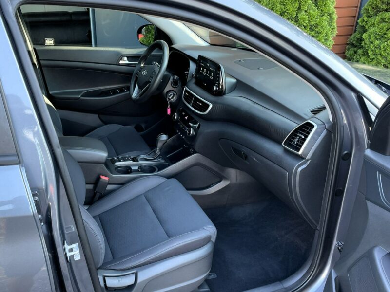 Hyundai Tucson LED, Klimatyzacja, Nawigacja, Tempomat, Asystent Pasa, CarPlay, 4x4 III (2015-2020)