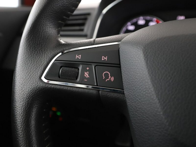 Seat Ibiza full LED klima auto grzane fotele czujniki parkowania V (2017-)