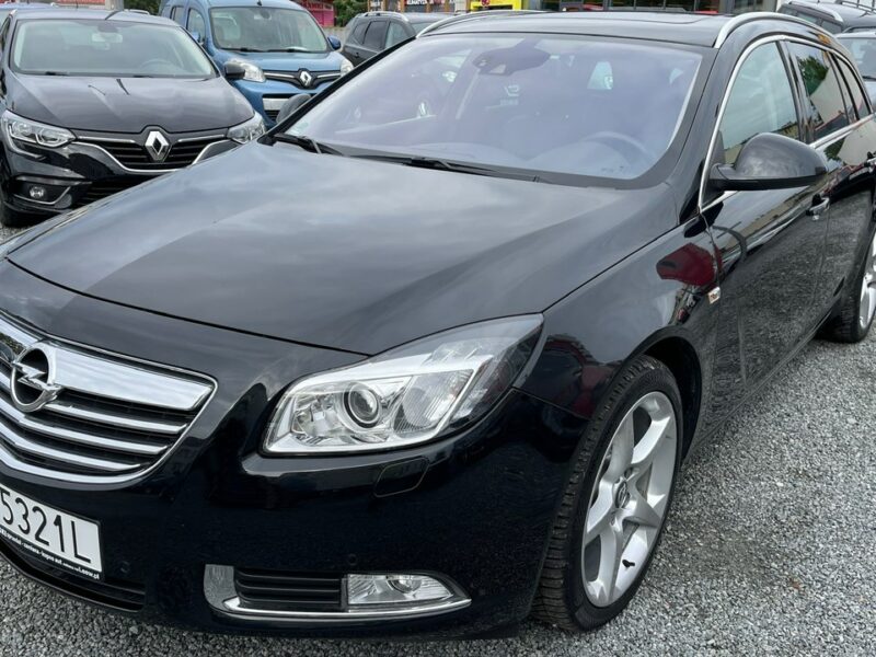 Opel Insignia 1.6 Benzyna Moc 180KM Bogato Wyposażony Zarejestrowany Ubezpieczony A (2008-2017)