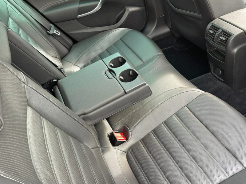 Opel Insignia 1.6 Benzyna Moc 180KM Bogato Wyposażony Zarejestrowany Ubezpieczony A (2008-2017)