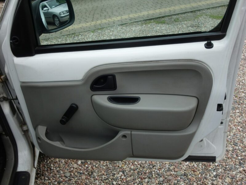 Renault Kangoo Renault Kangoo 2006 1.5 diesel 82km hak I (1997-2007)